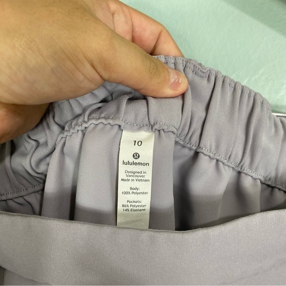 Lululemon Noir Crop Purple Pants Stretch Sz 4 W6AYAS‎ - Picture 3 of 8